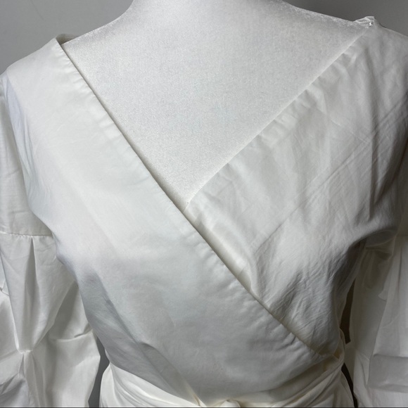 Fashion Nova Puff Sleeve Surplice Top - Picture 5 of 7